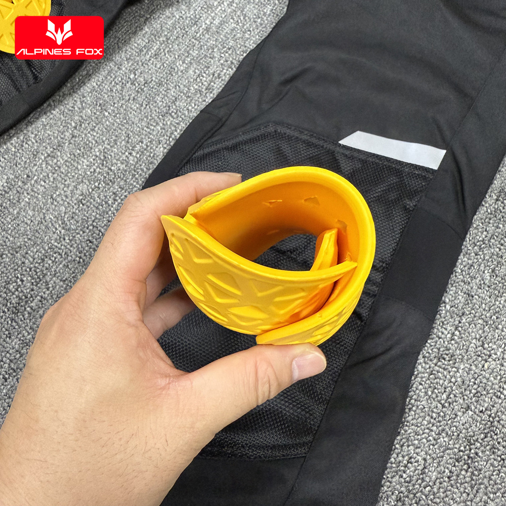 CE-niveau 2 motorbroek Jeans-i - Motorcycle Gear Protection Levels recensie en prijs